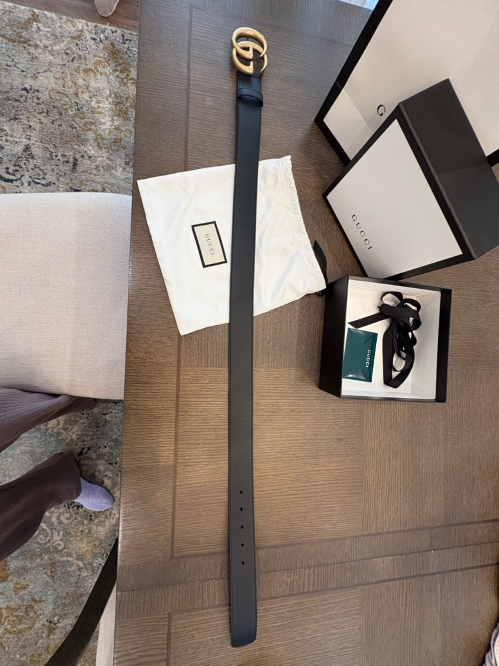 Gucci Wide Black Leather Belt with Gold Double G Logo Buckle - Picture 7 of 12